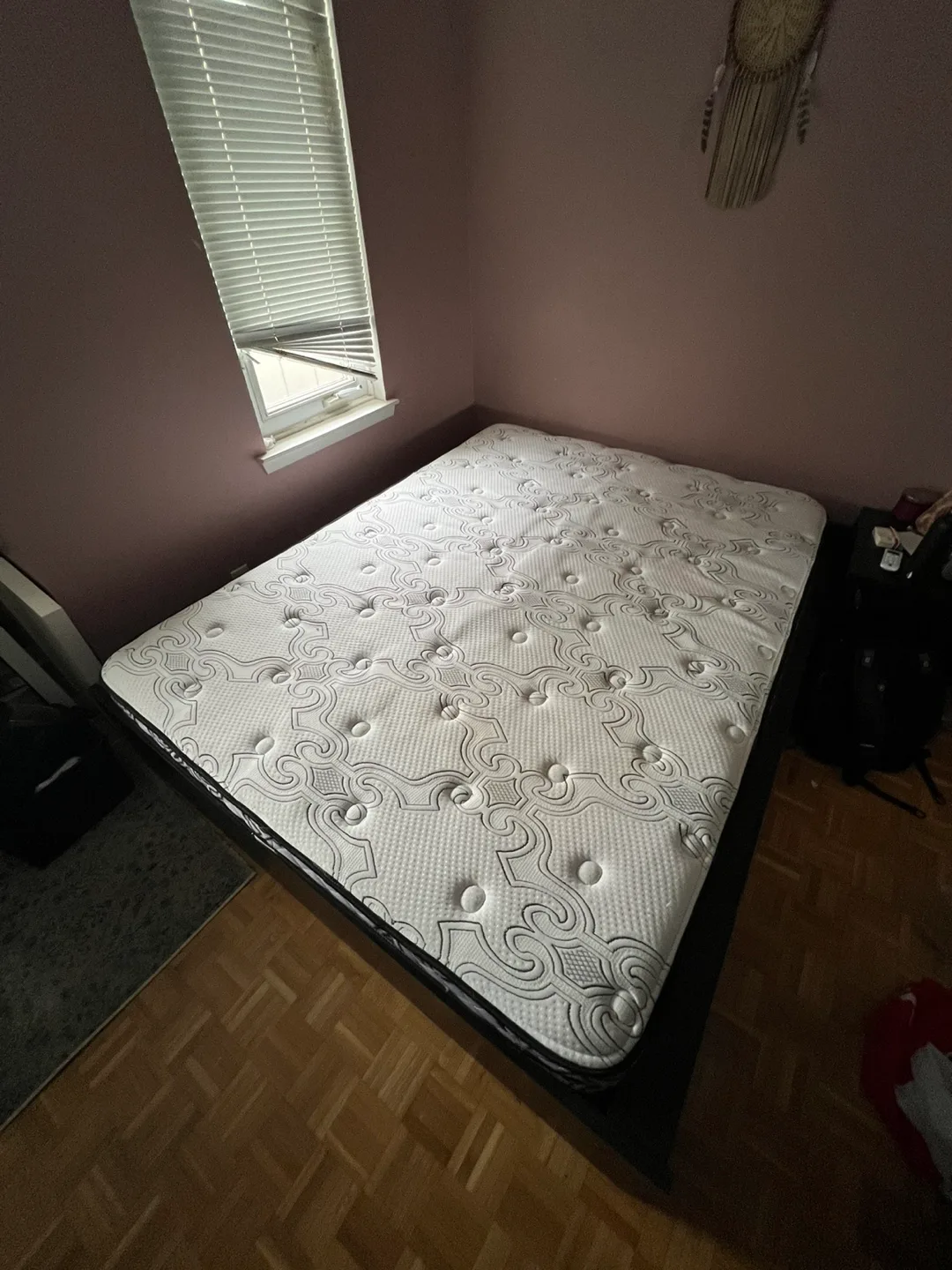 Queen Size Bed Frame with Mattress image indicator(2)