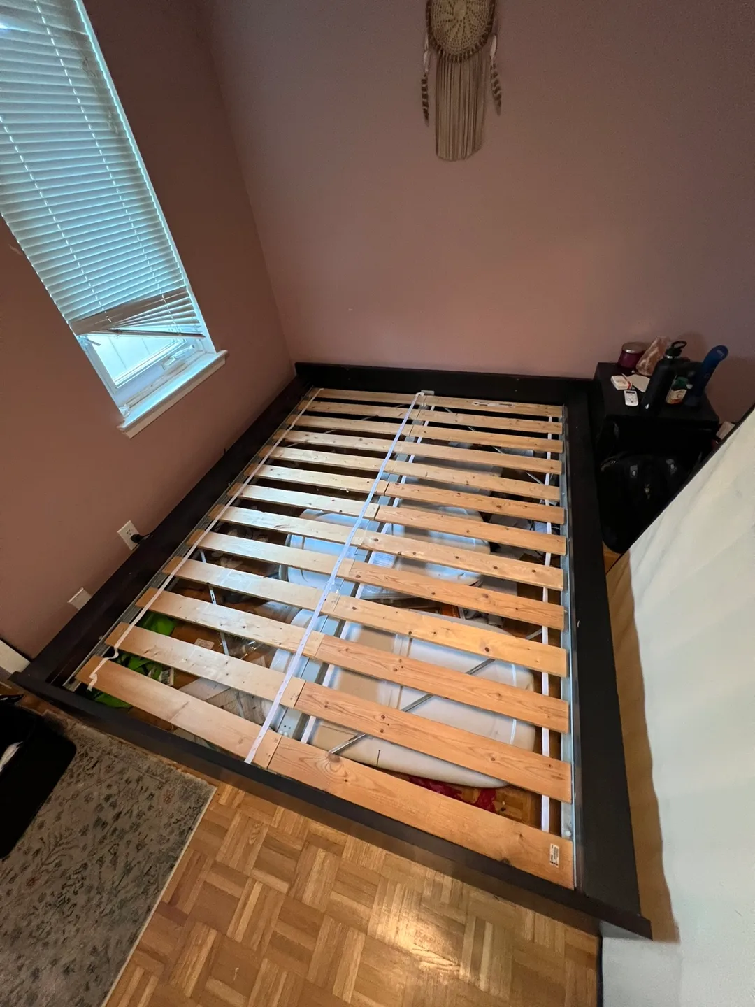 Queen Size Bed Frame with Mattress image indicator(4)