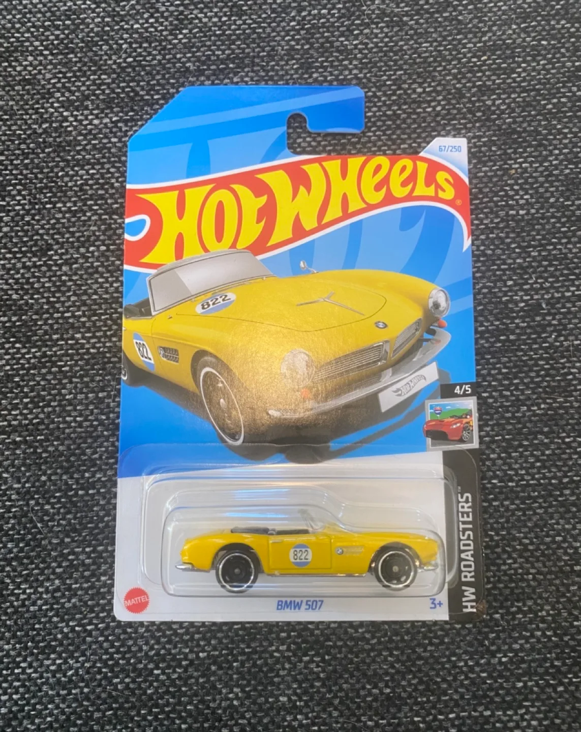 Hot Wheels BMW 507 Roadster - Yellow thumbnail