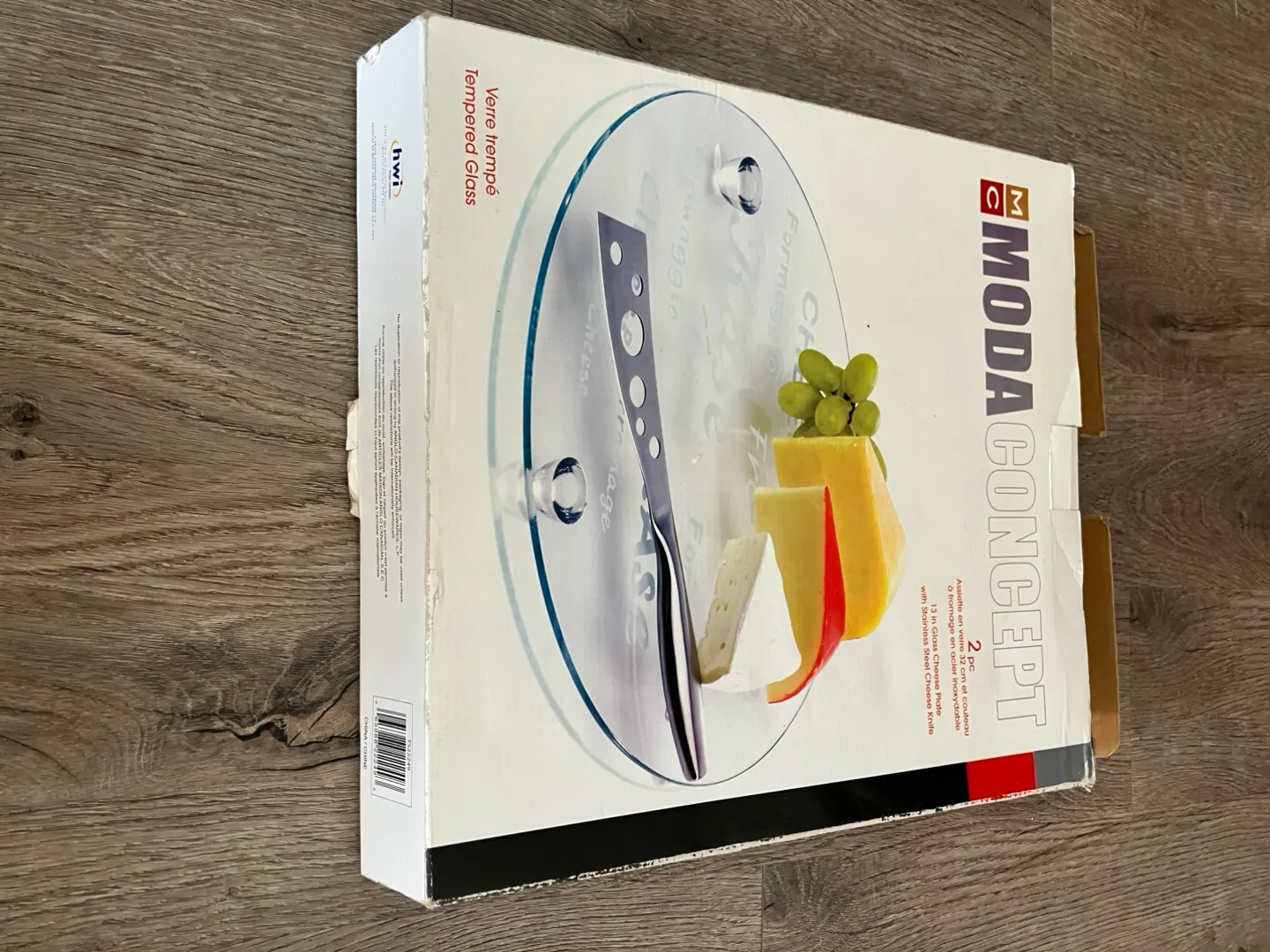 Moda Concept Cheese Board with Knife - New in Box! thumbnail
