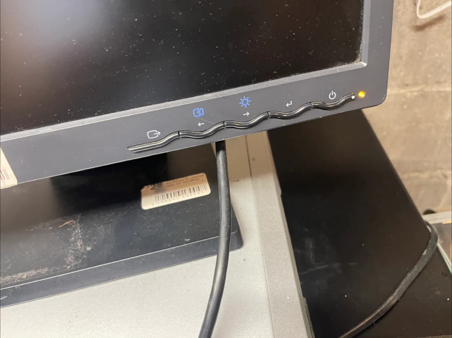 Lenovo Monitor image indicator(2)