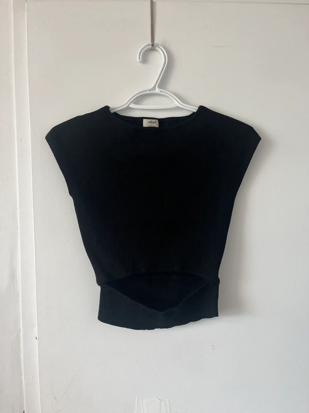 Wilfred Free Cutout Ribbed Top - Black thumbnail