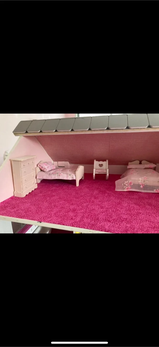 Furnished Dollhouse image indicator(3)