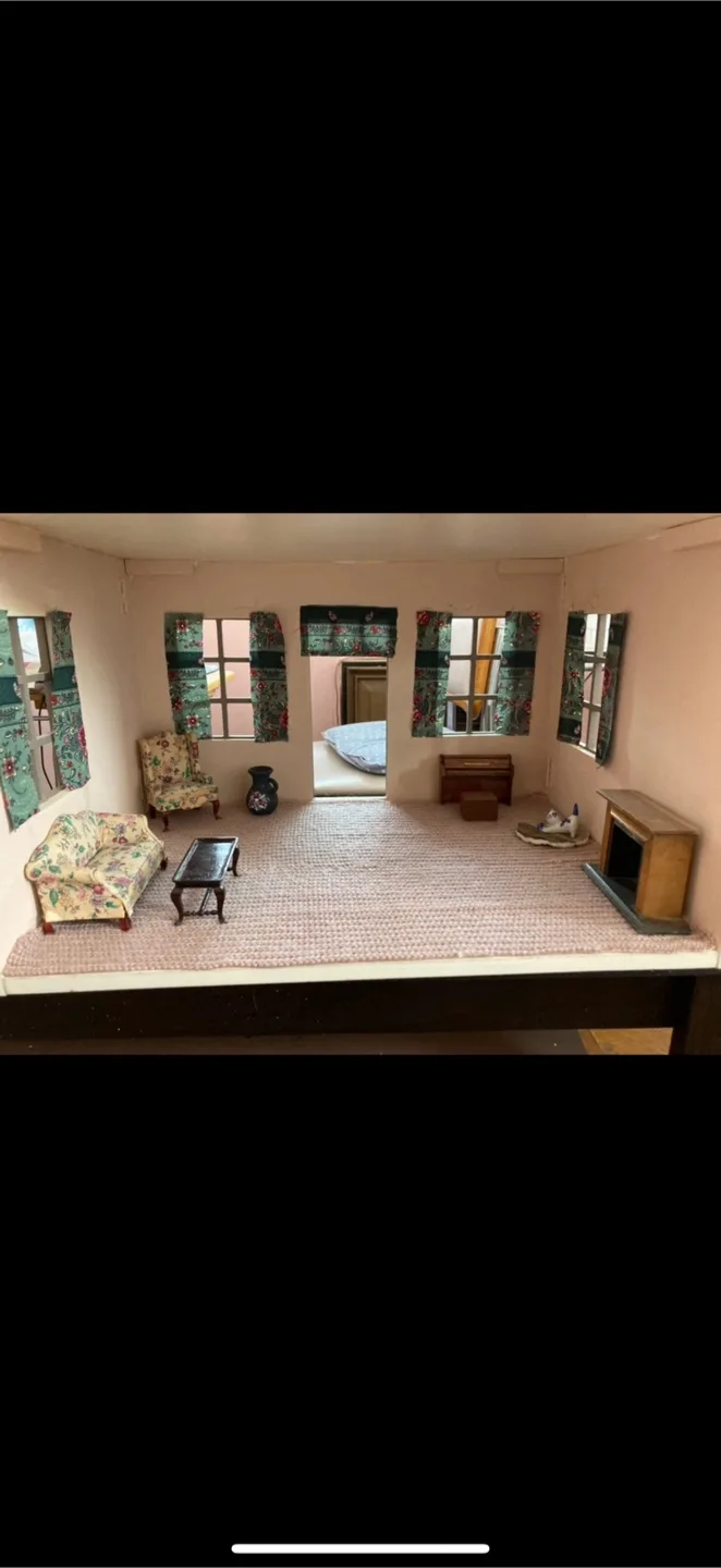 Furnished Dollhouse image indicator(6)