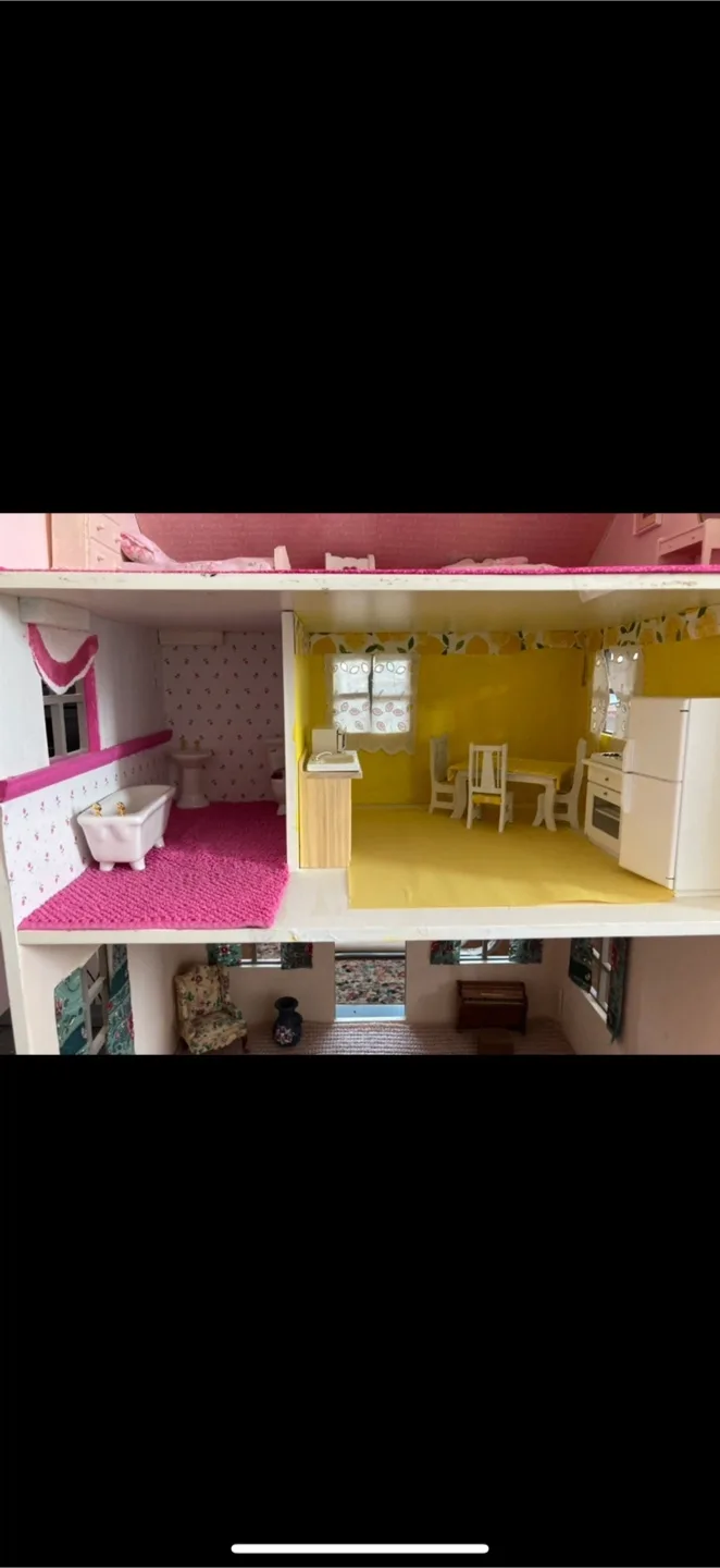 Furnished Dollhouse image indicator(5)