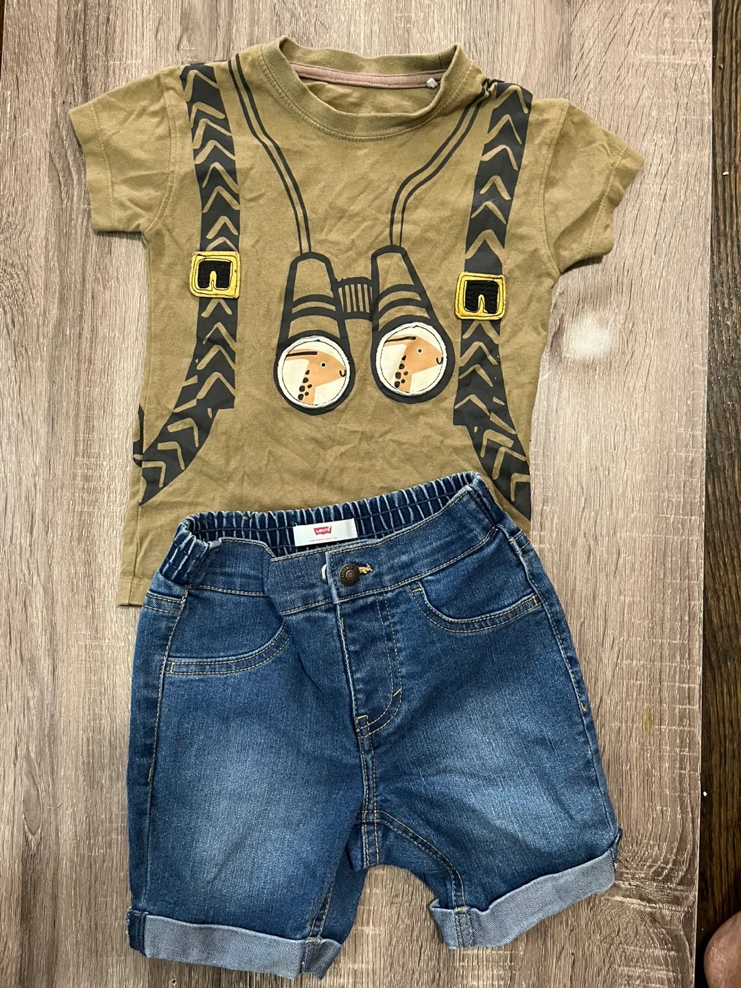 Levi's Denim Shorts & T-Shirt Set thumbnail