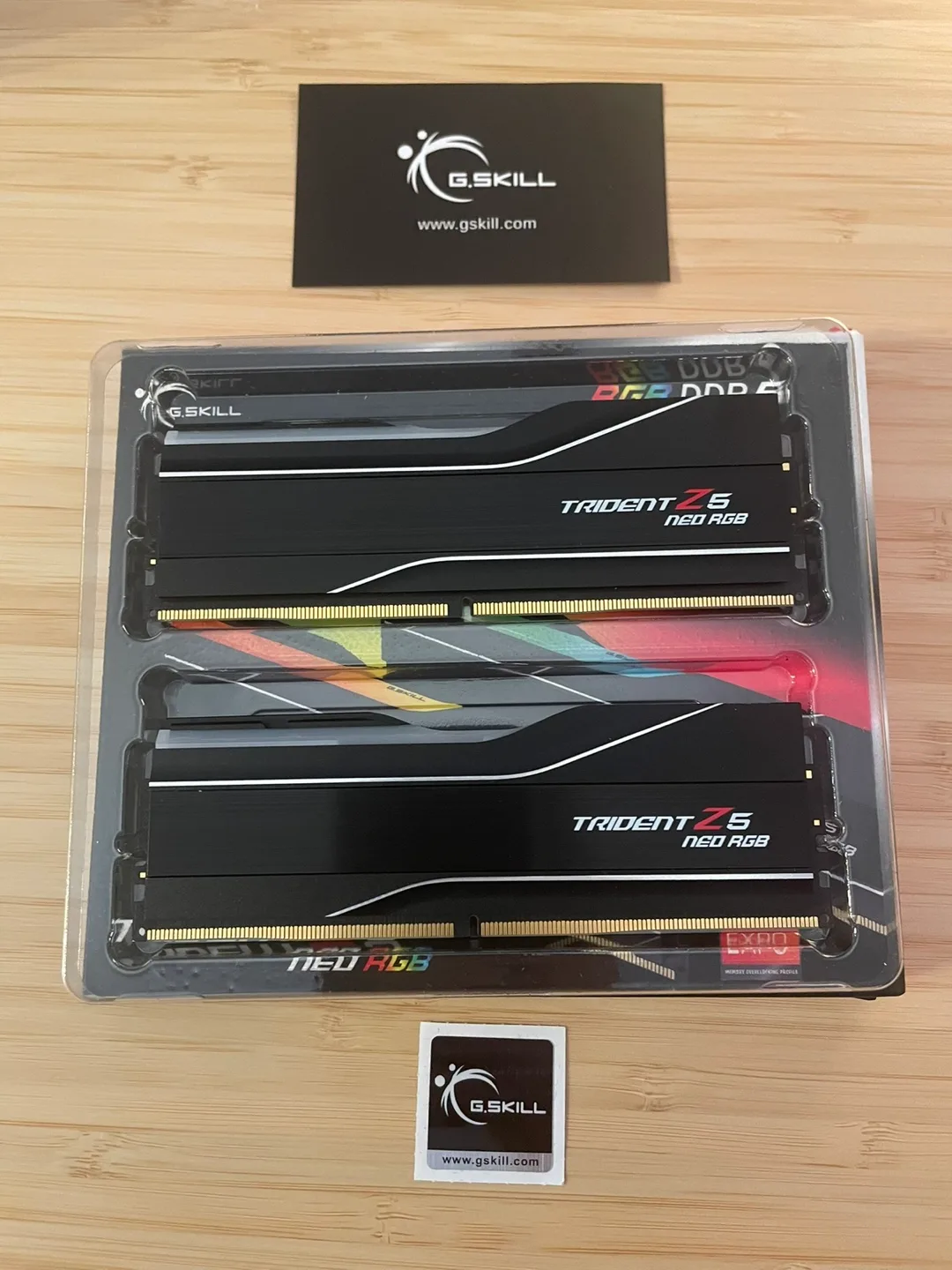 32GB DDR5 6000 MT/s CL30 RGB G.Skill Trident Z5 Neo thumbnail