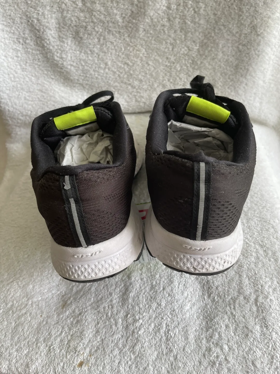 Saucony Men's Running Shoes, Size 10.5 image indicator(6)