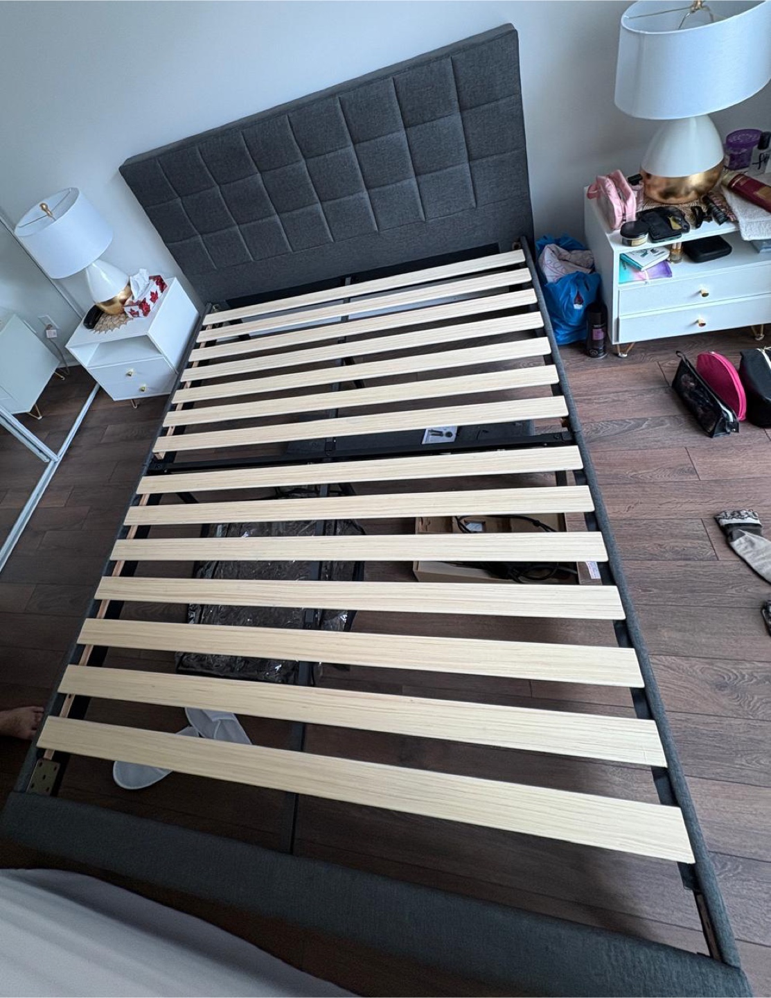 Grey Upholstered Bed Frame - Queen Size - photo 3