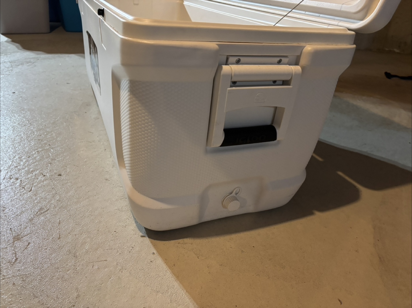 Igloo Marine Ultra 150 Quart Cooler - photo 3