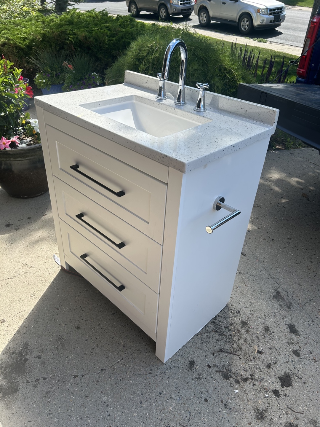 Bathroom Vanity with Sink and Faucet - photo 3