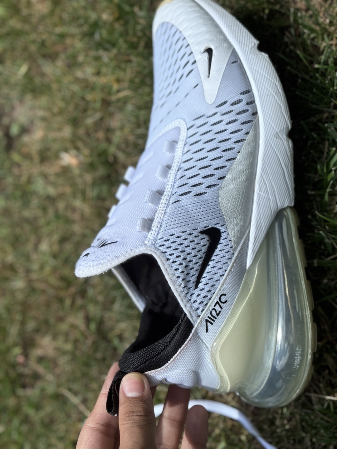 Nike Air Max 270 - US 8.5 - photo 4