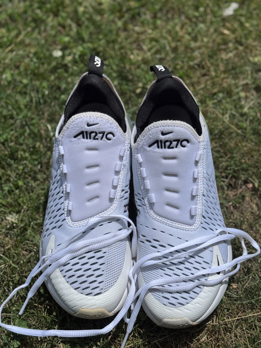 Nike Air Max 270 - US 8.5