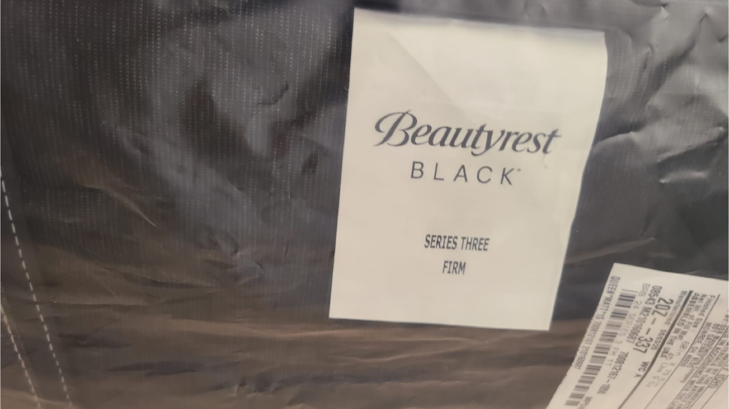 New Mattress eautyrest Black Series Three Firm Queen size - photo 3