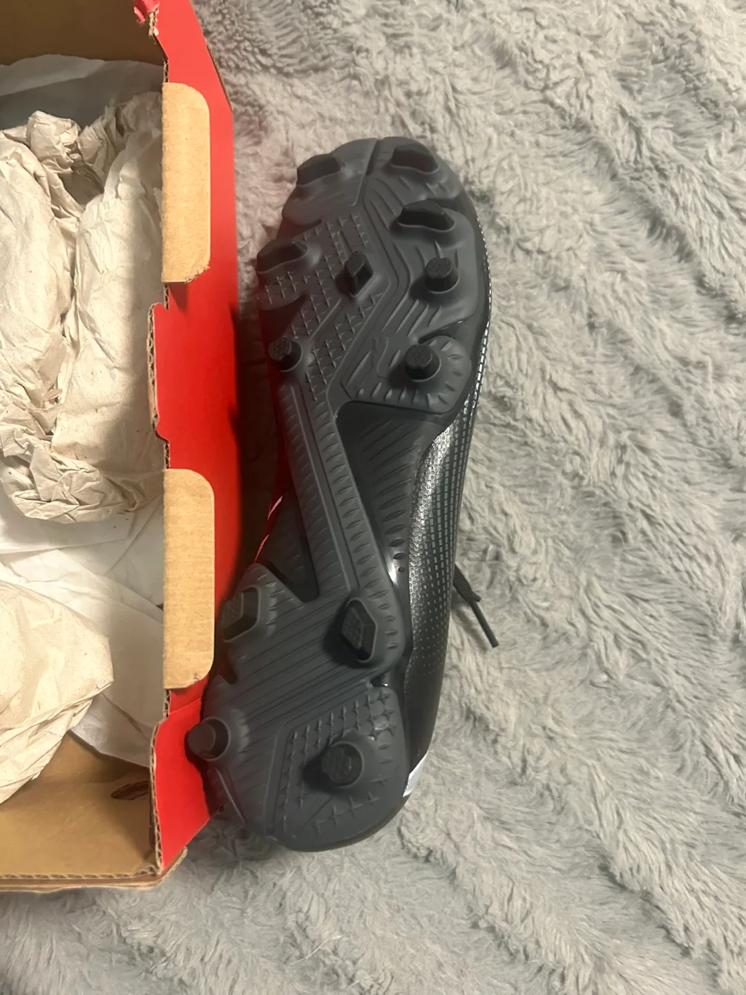 Puma Soccer Cleats - US 5.5 - Black - New in Box image indicator(2)