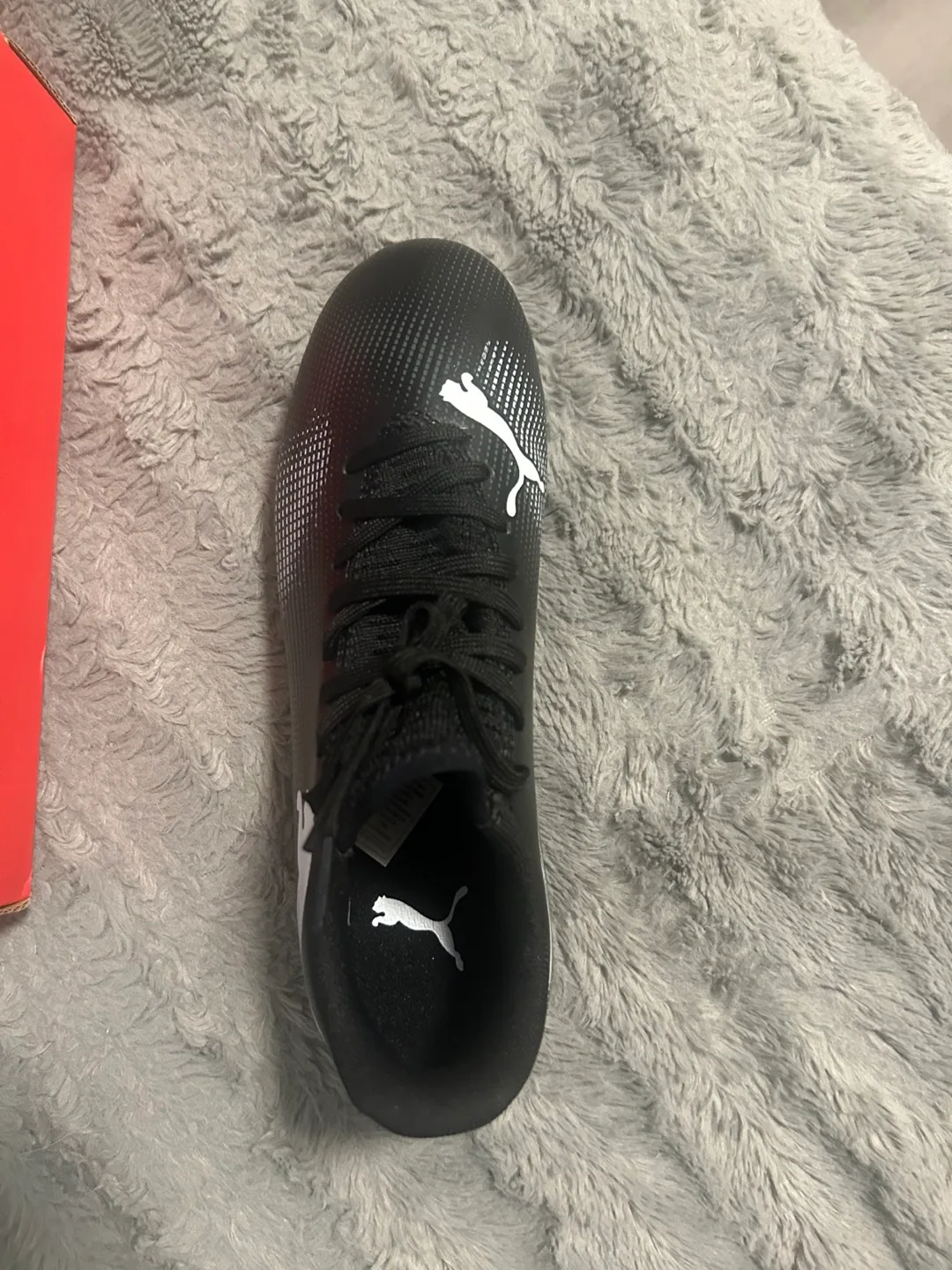 Puma Soccer Cleats - US 5.5 - Black - New in Box image indicator(7)