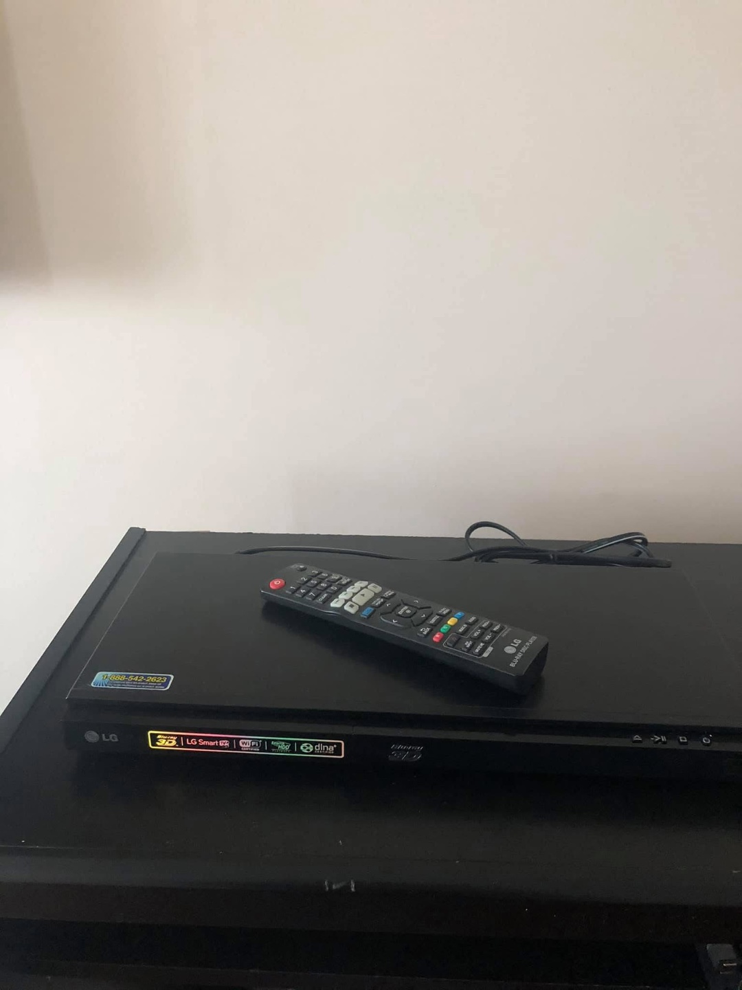 LG Blu-ray 3D Smart Player - photo 5