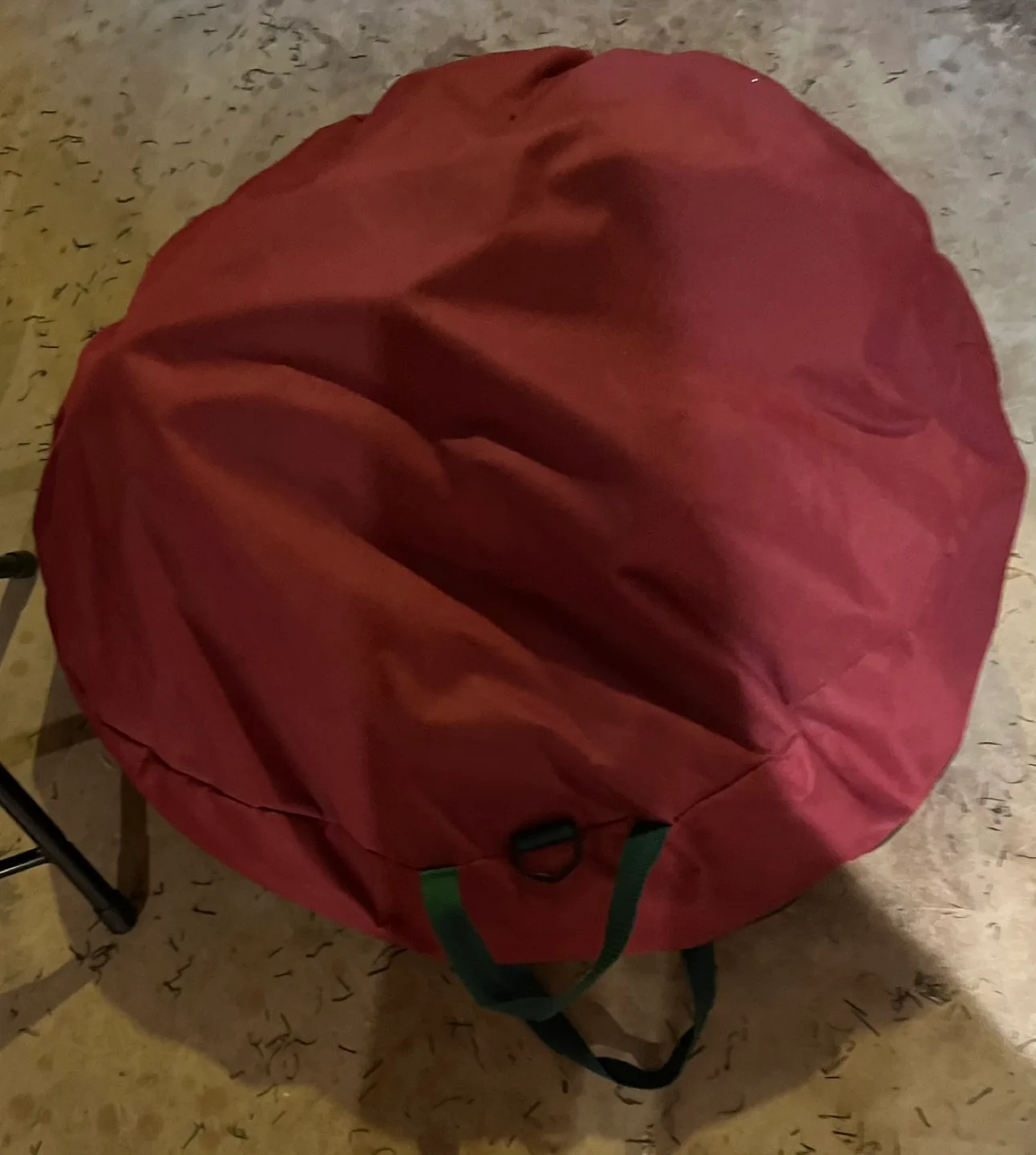 Christmas Garland with Lights and Ornaments image indicator(6)