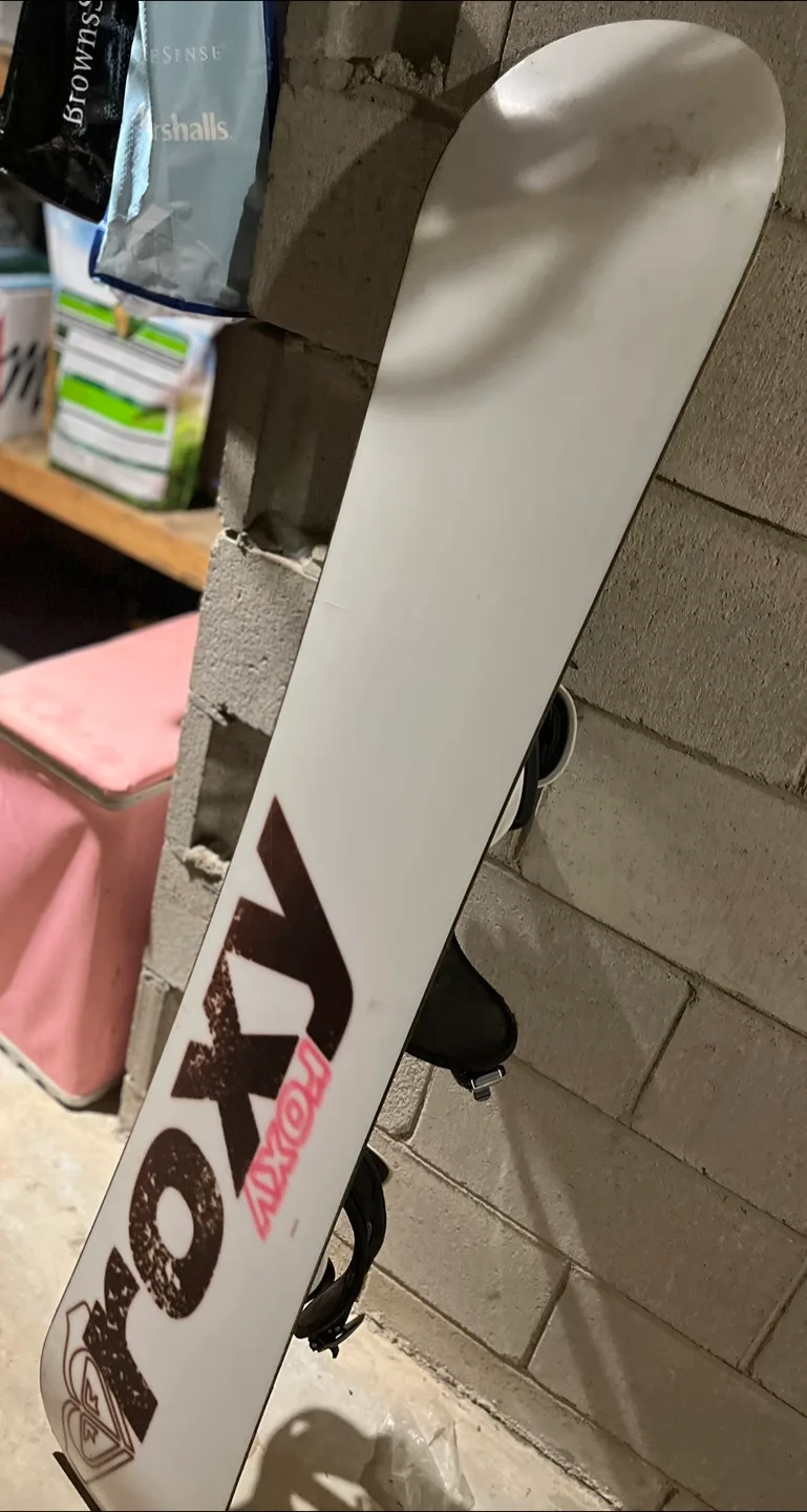 Roxy Snowboard 57 Inches image indicator(4)