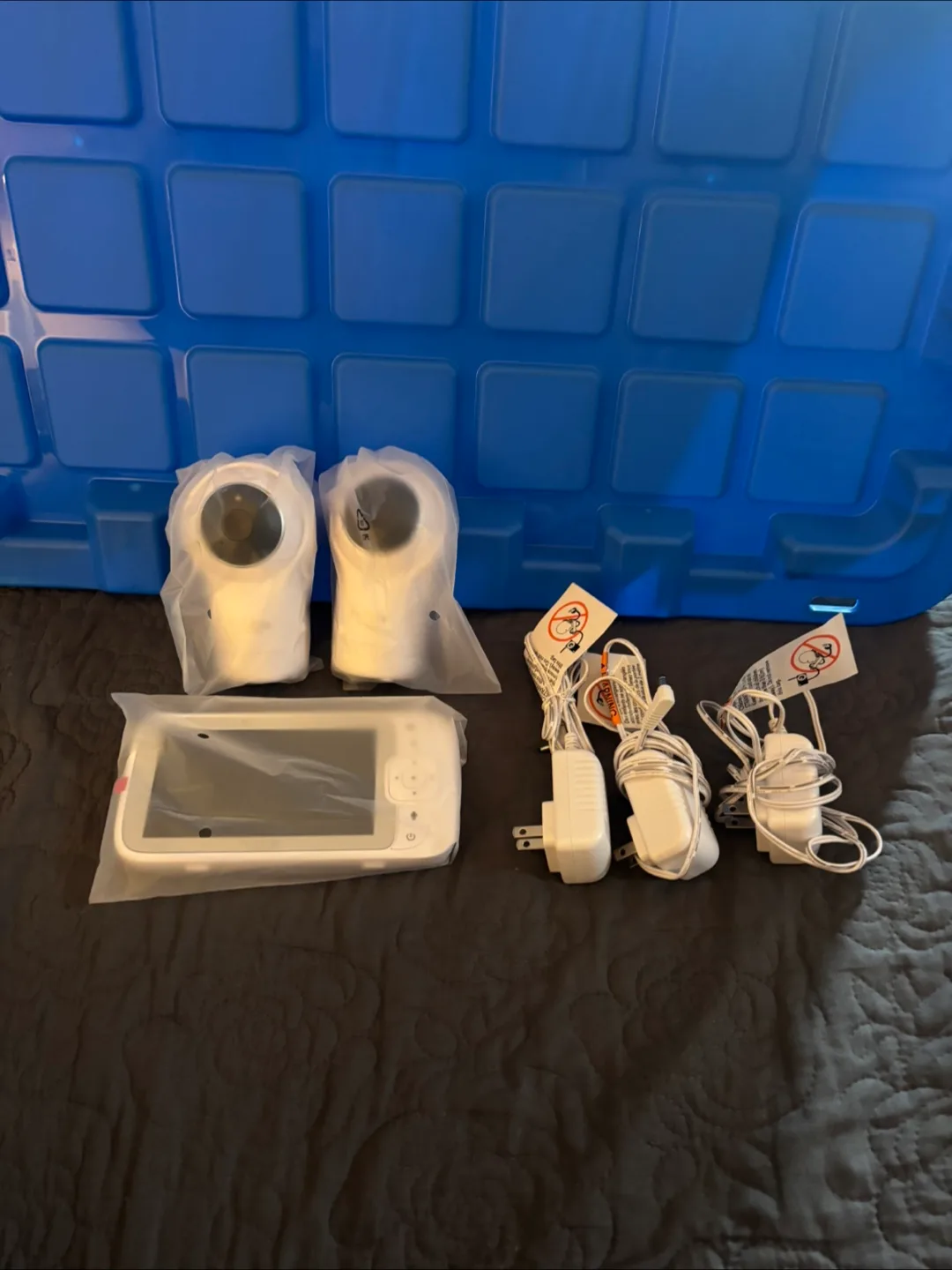 Hubble Nursery View Pro Twin Baby Monitor - Like New! image indicator(5)