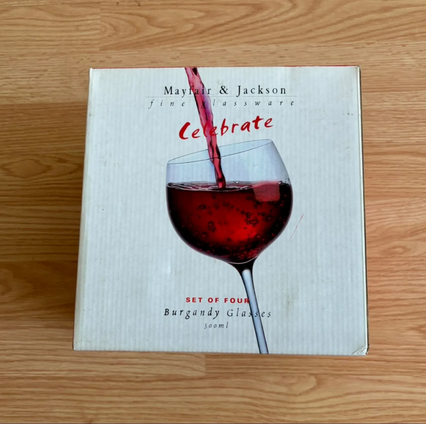 New Glassware (18x) and Wine Glasses (4x) image indicator(4)