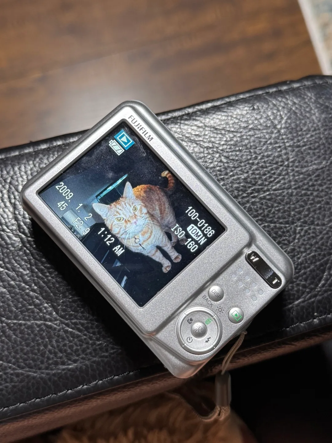 Fujifilm A170 10.2MP Digital Camera thumbnail