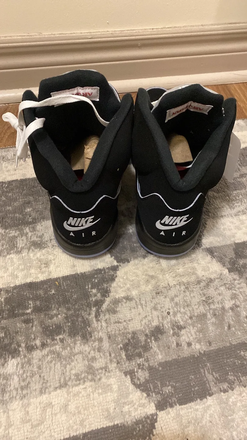 Jordan 5 OG Retro “Black” Metallic image indicator(5)