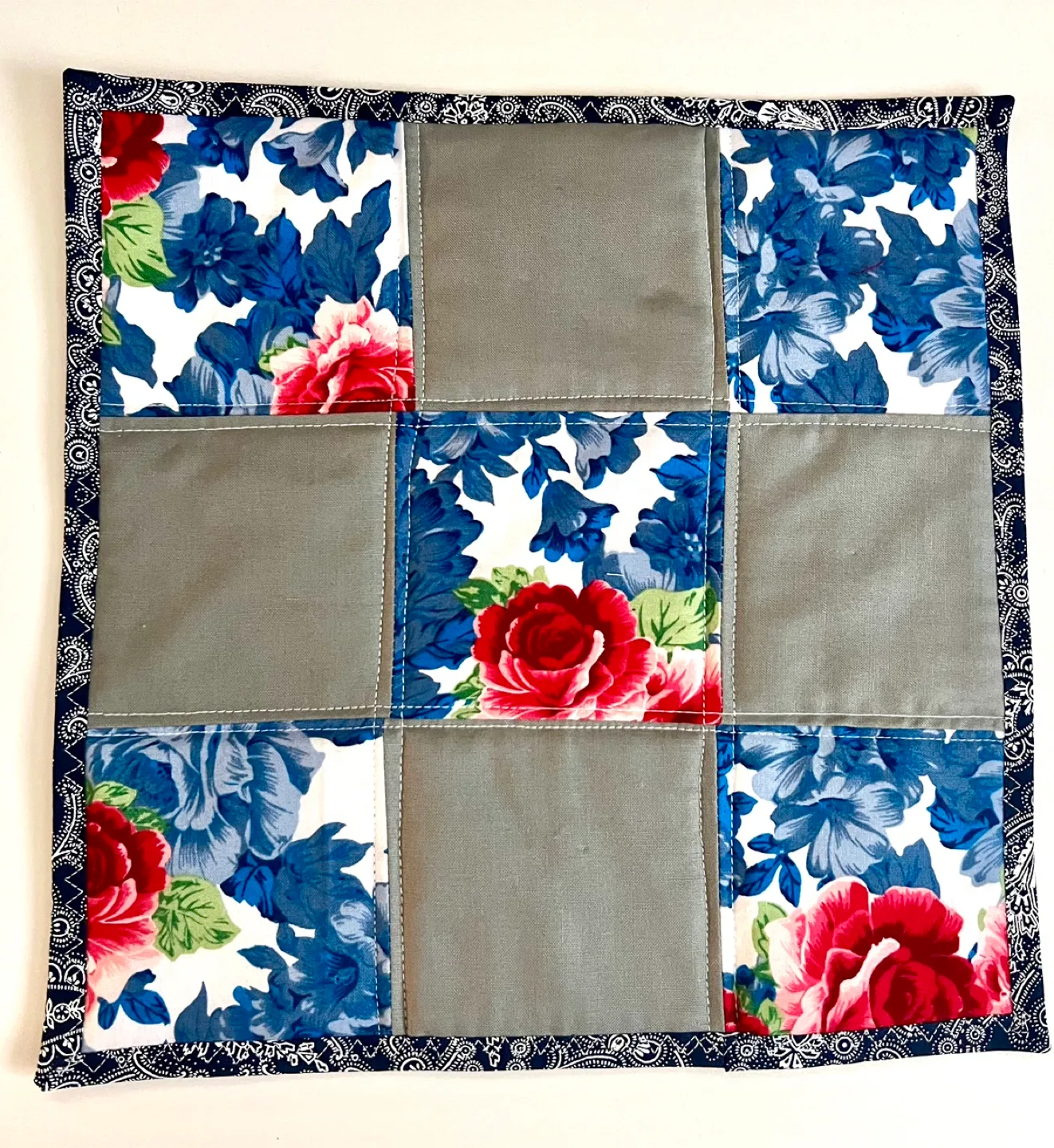 Handmade Quilted Placemats - Set of 2 image indicator(2)