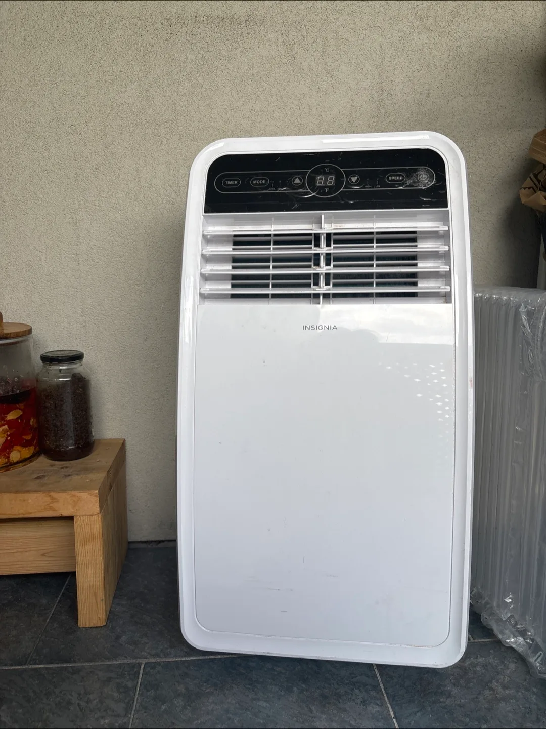 Insignia Portable Air Conditioner image indicator(2)