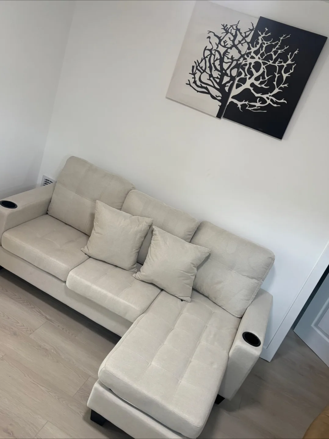 Beige Sectional Sofa with Chaise Lounge image indicator(4)