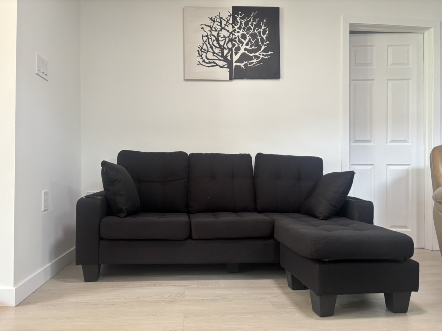 Black Sectional Sofa with Chaise - photo 2