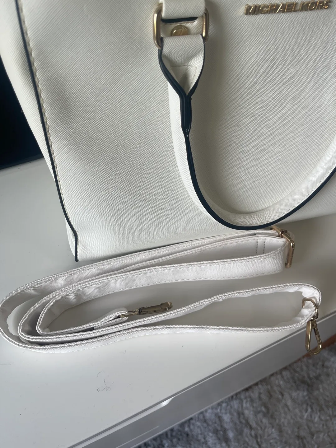 Michael Kors White Satchel purse image indicator(4)