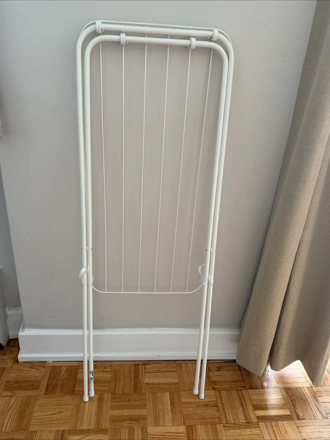 White Clothes Drying Rack thumbnail
