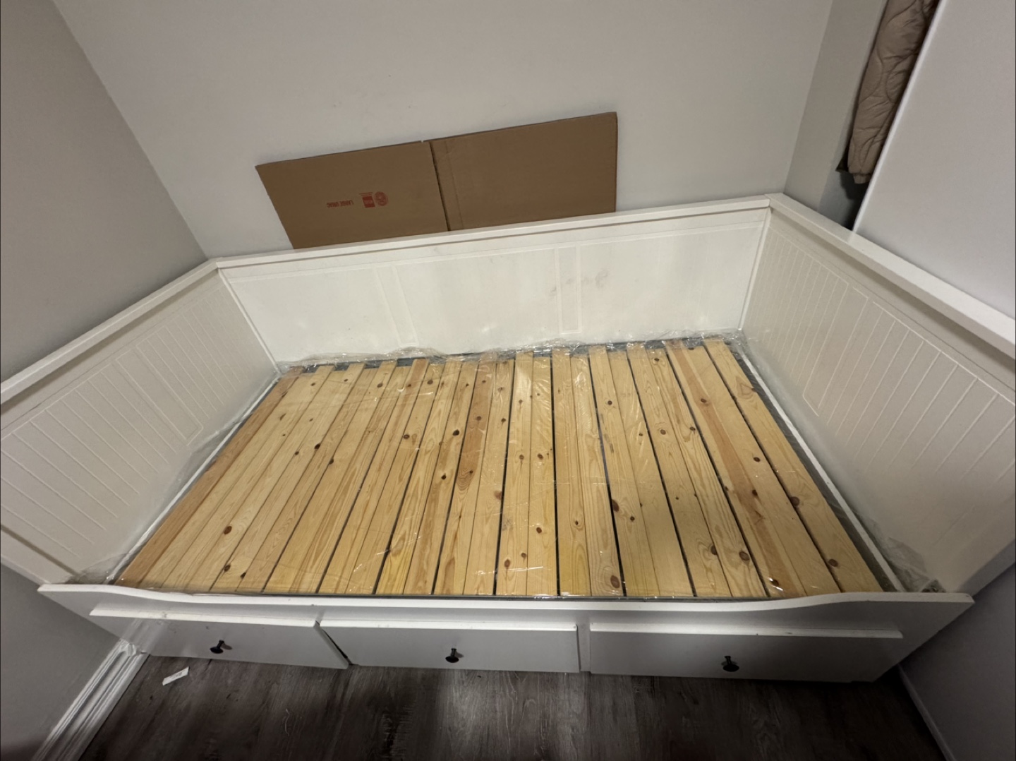 IKEA pull-out bed - photo 3