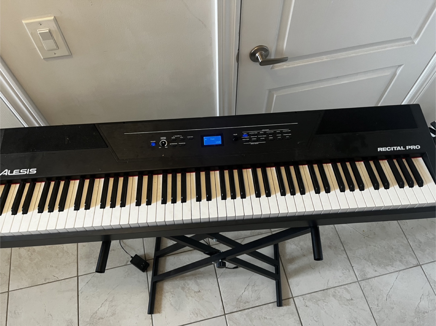 🎹 Alesis Recital Pro 88-Key Digital Piano - photo 2