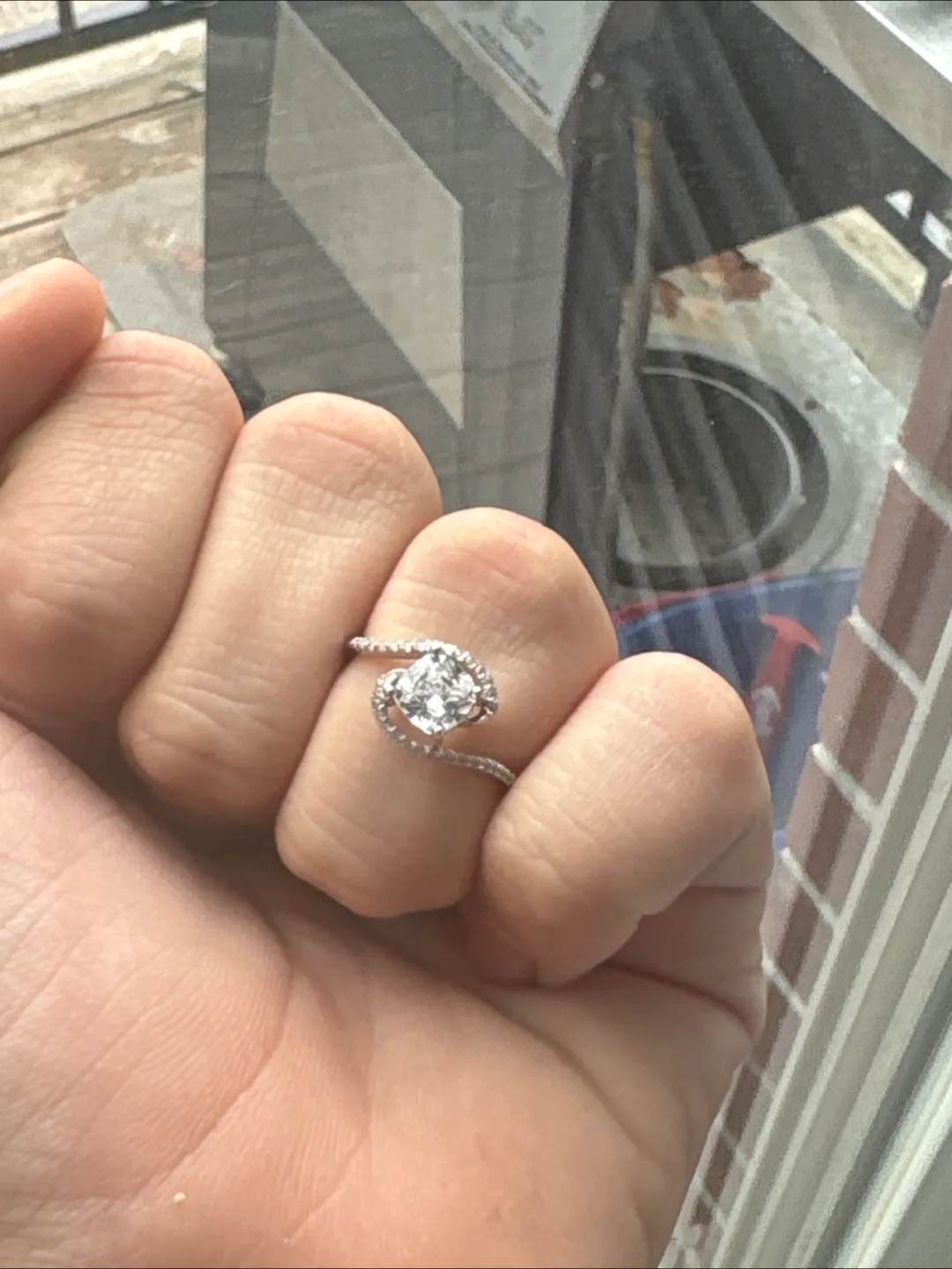 Elegant Silver Ring thumbnail