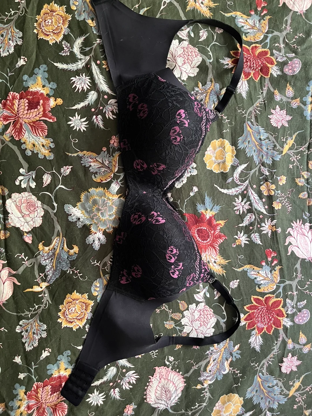Sleekback Bra - Size 34DD thumbnail