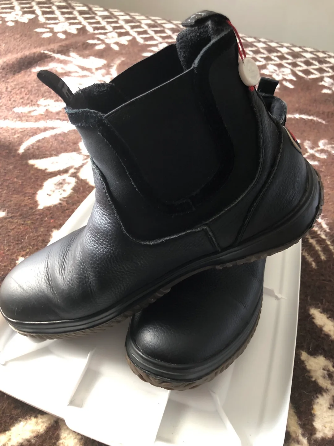 Pajar Waterproof Black Ankle Boots size 10 image indicator(3)
