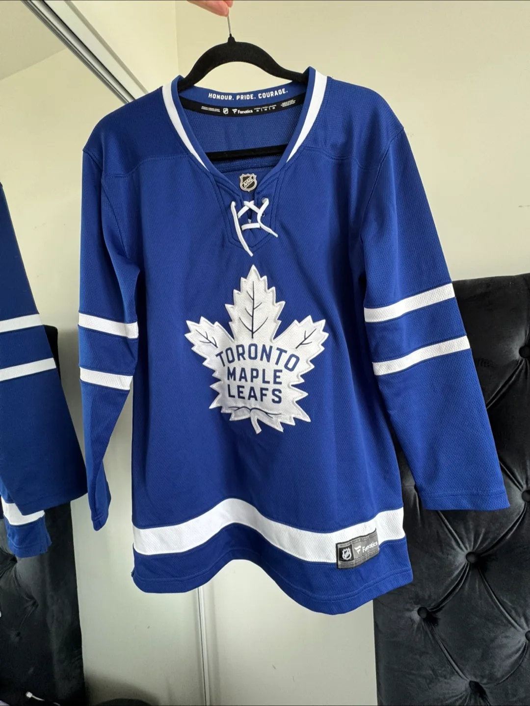 Toronto Maple Leafs - Size M thumbnail