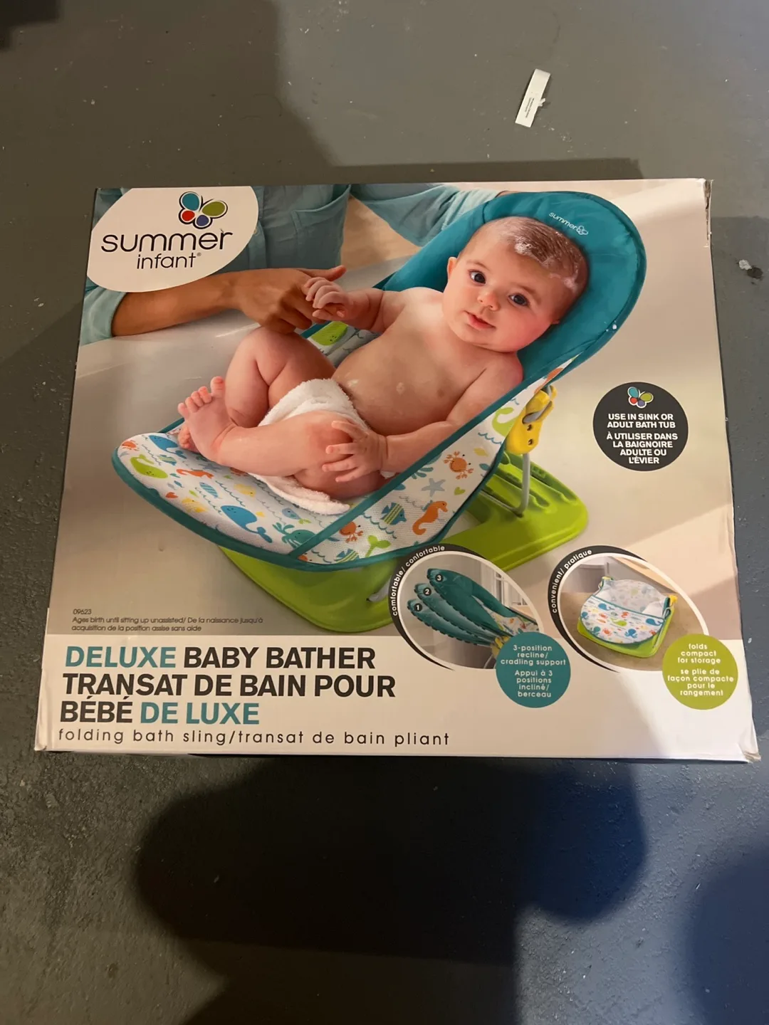Summer Infant Deluxe Baby Bather - Like New! thumbnail