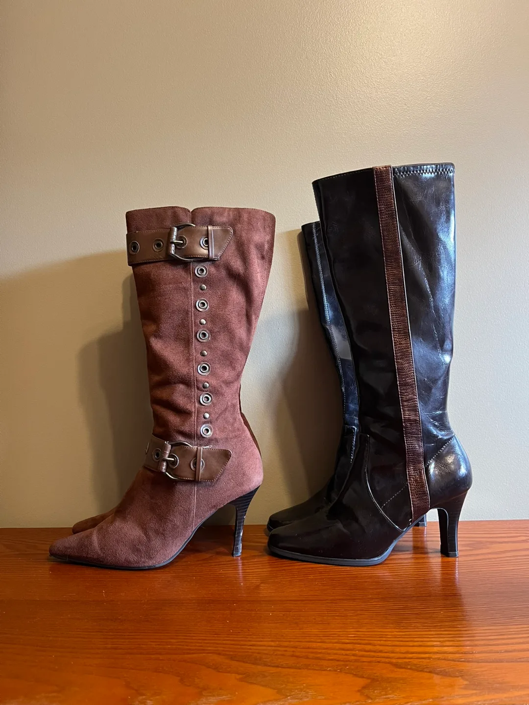 LADIES BROWN ZIPPERED HIGH HEEL BOOTS (Size 7) thumbnail
