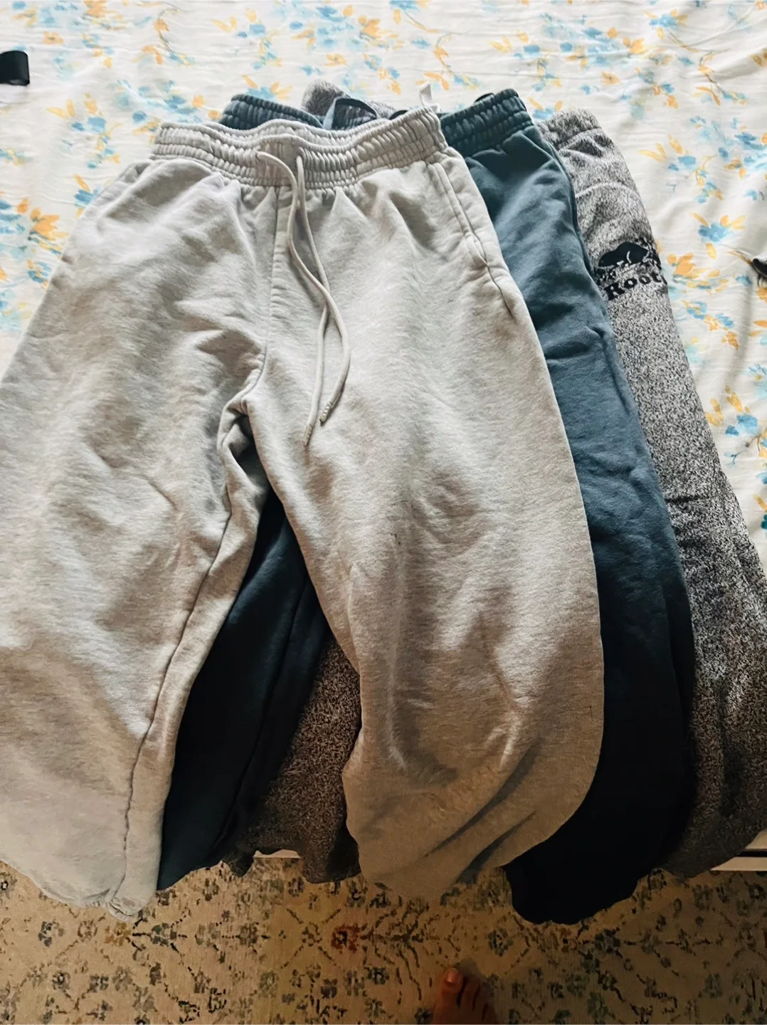 Assorted sweatpants thumbnail