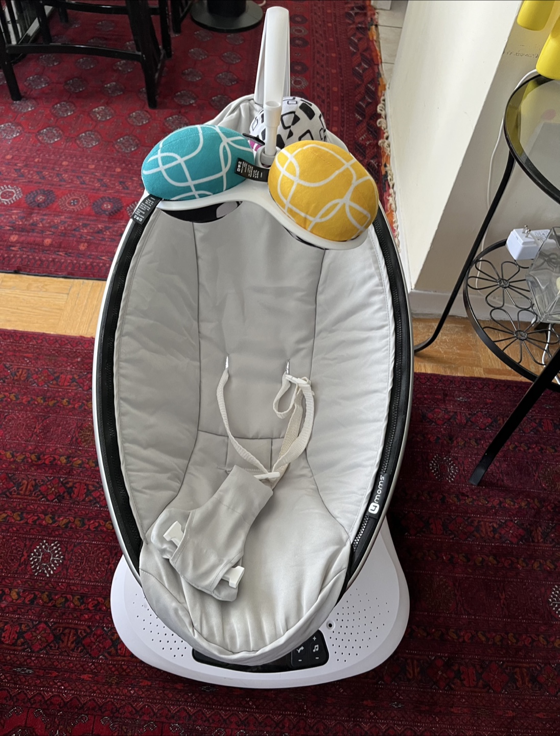 4moms mamaRoo Baby Swing - Excellent Condition! - photo 2