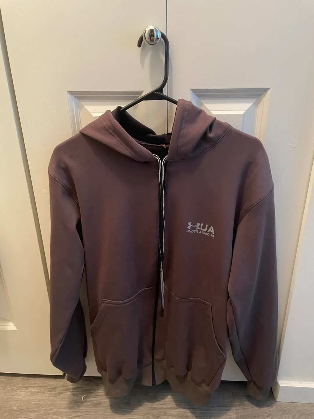 Take 10 Clothes for $10 image indicator(4)