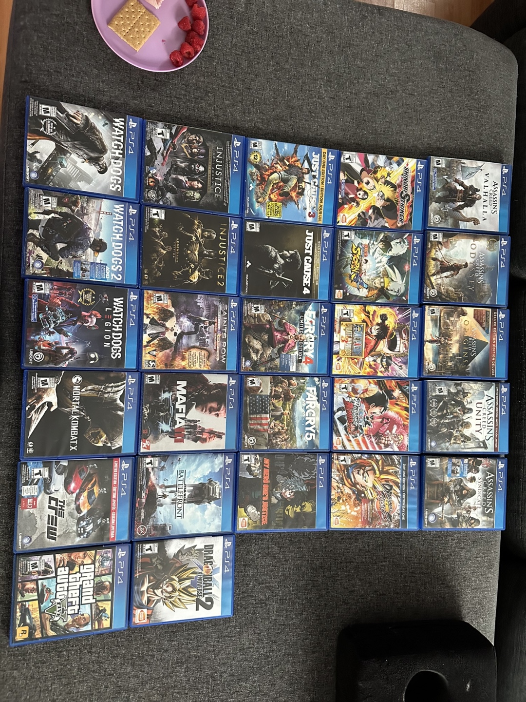 PlayStation 4 Batman Limited Edition Console + Games - photo 2