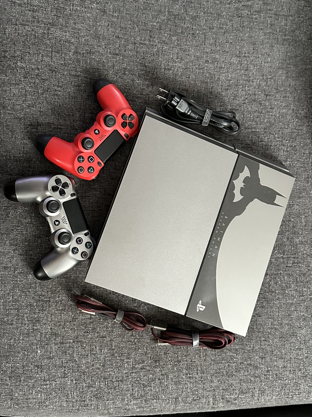 PlayStation 4 Batman Limited Edition Console + Games