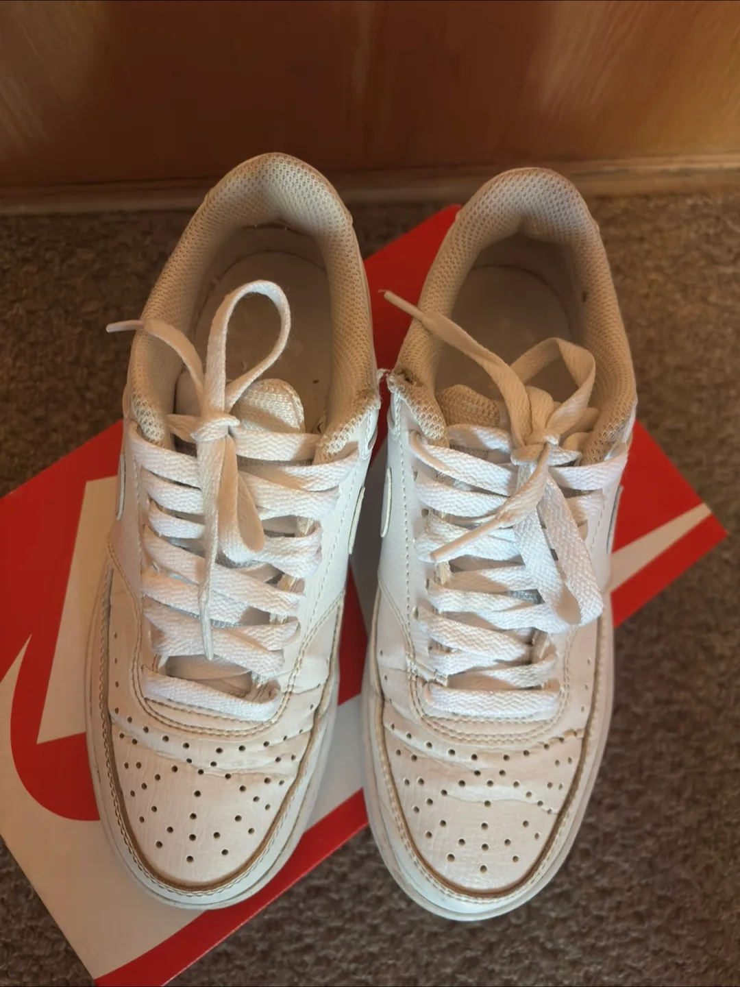 Nike Women's Court Vision Low NN - Size 6 image indicator(5)