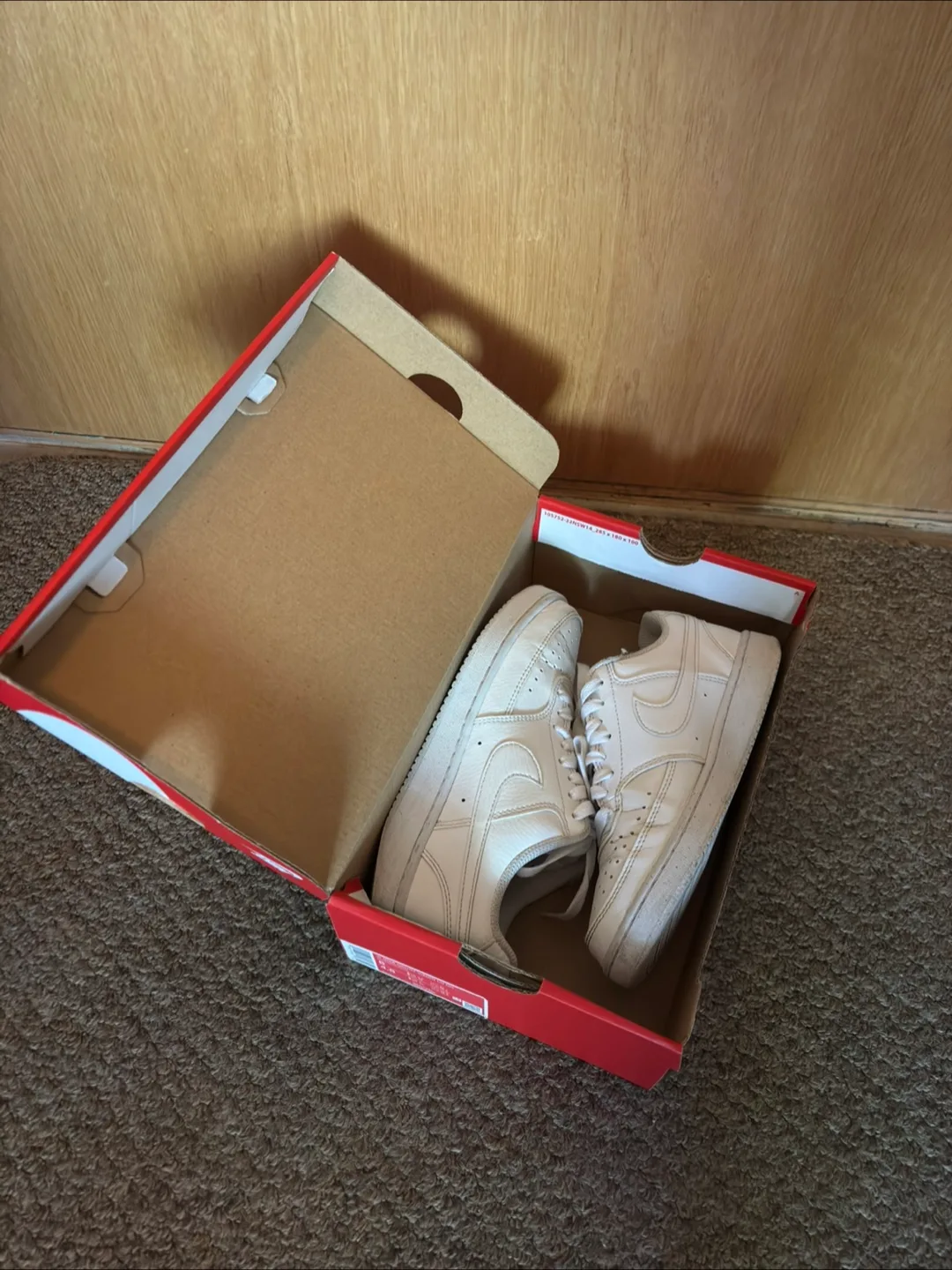 Nike Women's Court Vision Low NN - Size 6 image indicator(2)