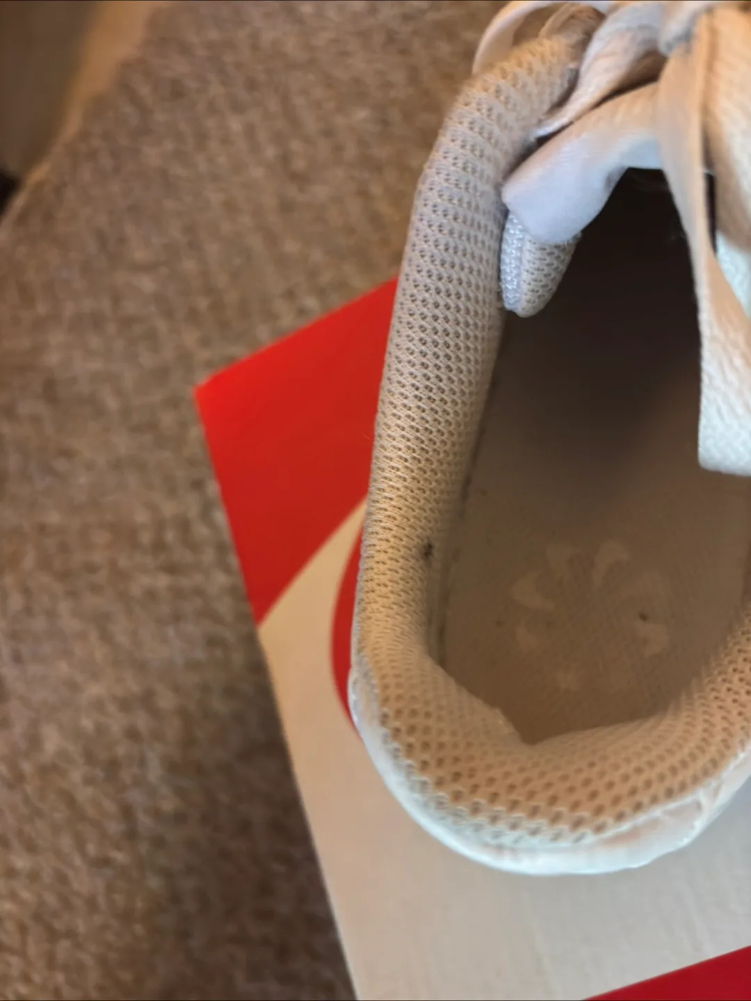 Nike Women's Court Vision Low NN - Size 6 image indicator(8)