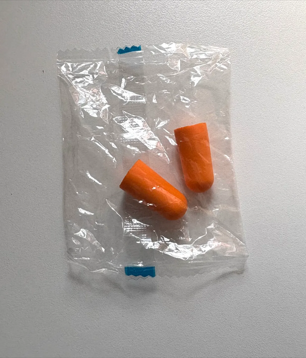 Orange Earplugs # freecycle 🇨🇦 thumbnail